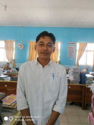 KURNIA HAKIKI, S. Pd