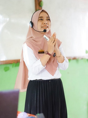 NOVA YUNITA, M.Pd