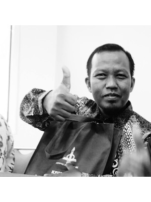 SAMSUL HADI,  S.Pd.I, M.Pd